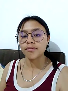 sofielove_01 - SofieLove_01's free webcam - UK Sex Cams