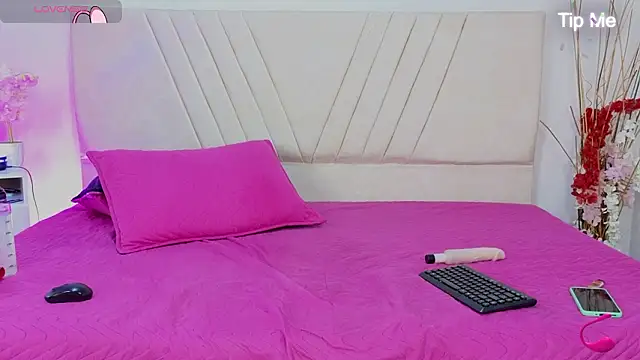 cherrybbunny - Cherrybbunny's free webcam - UK Sex Cams