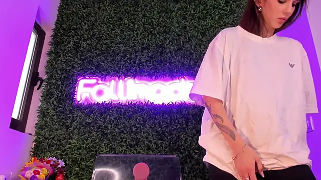 realhotfallingdevil (F young) - Orgasmic   SQUIRT !