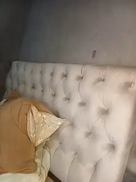 Webcam Model (0023doja)  is live.Free join now!