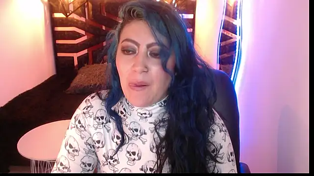 scarleth_blue - Scarleth_blue's free webcam - UK Sex Cams