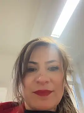 IsabellaEtha live sex cam