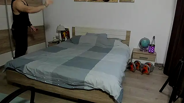 Live sex cam of RobbyShawz