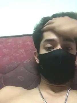 karan72819's live cam