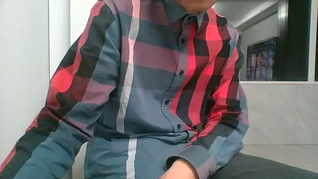 nole_china7 (Ask my age) - talk / fun / cum