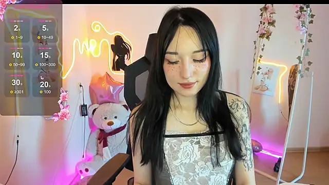aliceeinwonderlanddd (F teen) - 💋boob massage💋