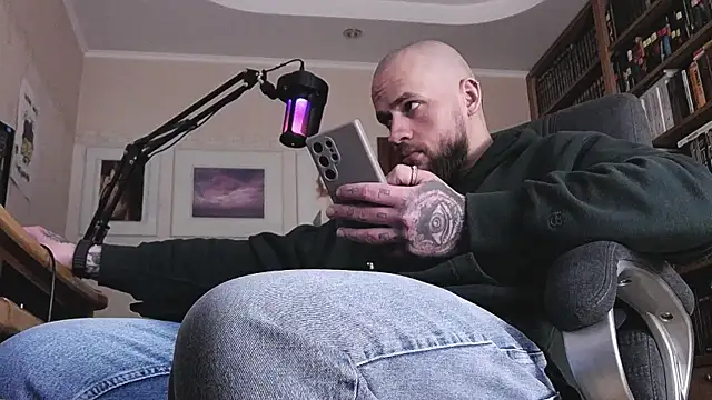 FindomJason live sex cam