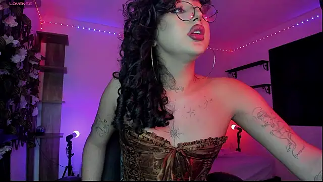 Heka_Prudence live sex cam