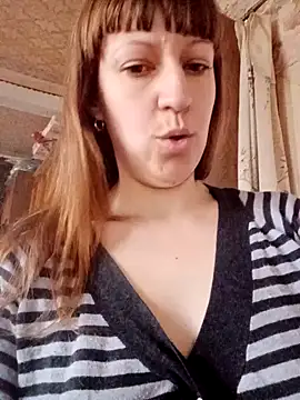 Webcam Model (Calibers2932)  is live.Free join now!