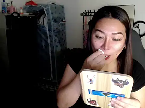 urqueendominant live sex cam