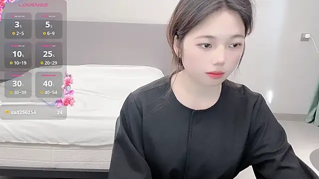 美女Lucky_zhizhi在线直播