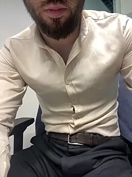 speddy34 (M young) - Office masturbasyon three minutes