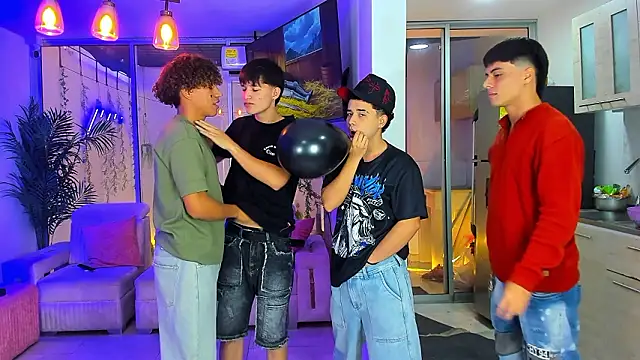 Houseofwarrios webcam