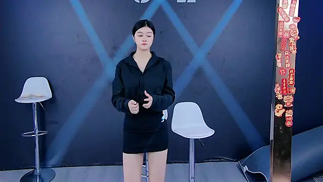 美女JZ-001-在线直播