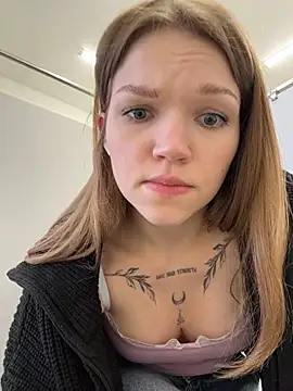 StreetSquirt's live cam