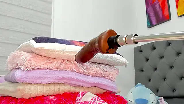 elizabeth_18_ - Elizabeth_18_'s free webcam - UK Sex Cams