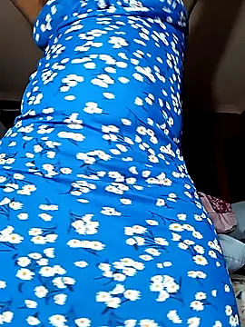 Live solo webcam of Wildblack22