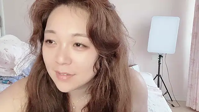 美女Z30966903S在线直播