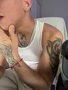 Preview of titannoir