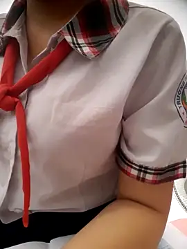 lina_loveee live cam profile