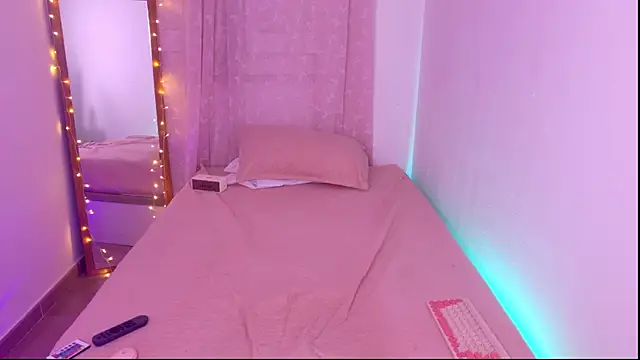 mar_333 (F young) - Get naked and Ride me ✨🤠🫦