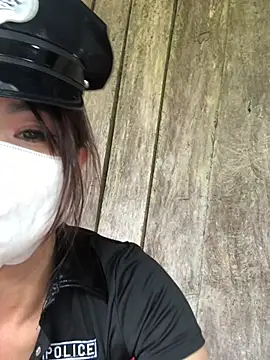 Webcam Model (Kylie_beem) is live