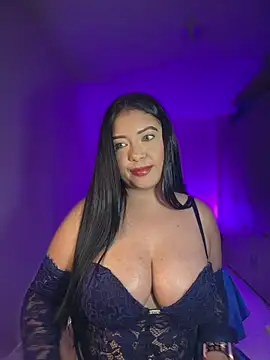 Webcam Model (cami_ortiz__)  is live.Free join now!