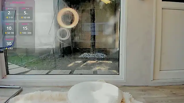 Naila18 live sex cam