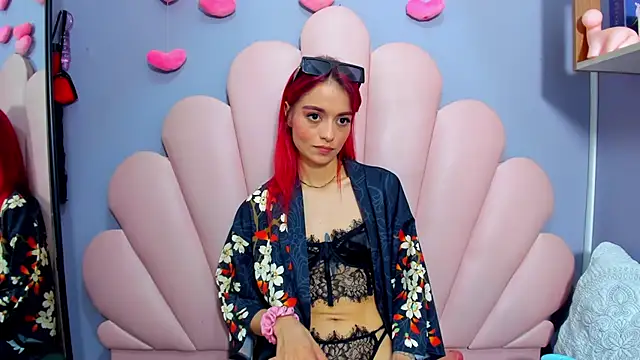 luci_miller - Luci_miller's free webcam - UK Sex Cams