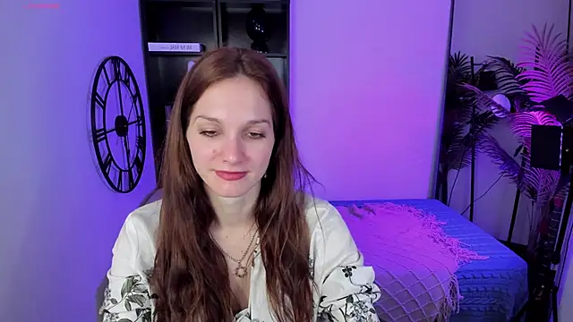 mirandaglow - MirandaGlow's free webcam - UK Sex Cams