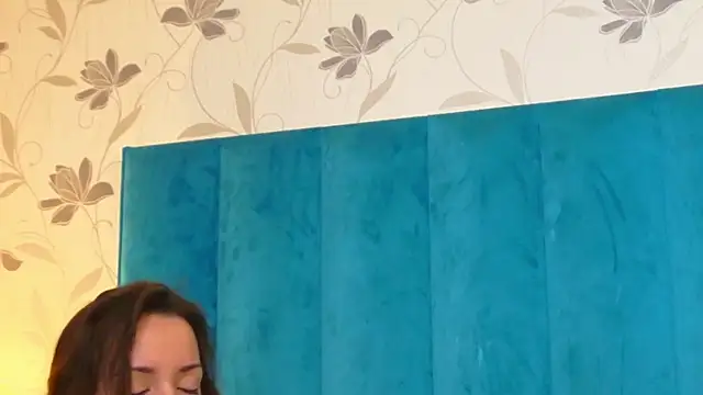 anyahappiness - AnyaHappiness's free webcam - UK Sex Cams