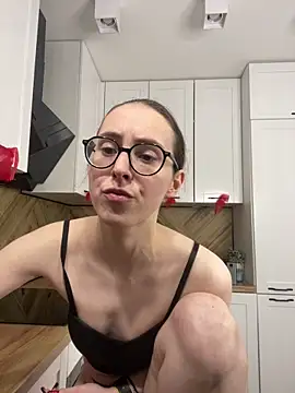 martiniiselenna - MartiniiSelenna's free webcam - UK Sex Cams