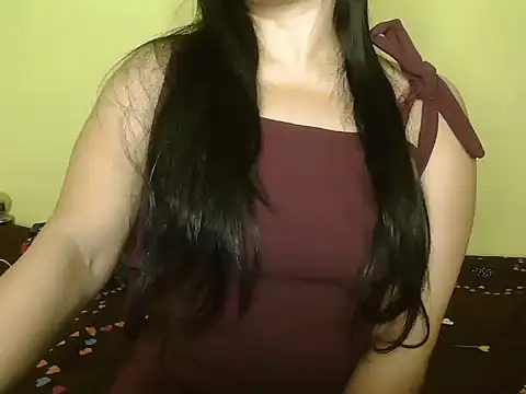 ishaa_03 - Ishaa_03's free webcam - UK Sex Cams