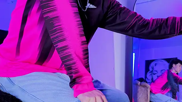 nova_salvatore - Nova_salvatore's free webcam - UK Sex Cams