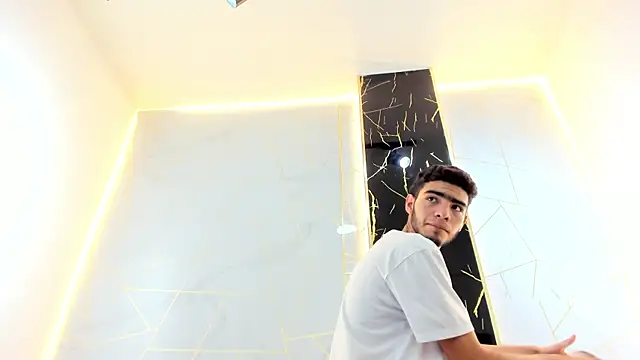 Valentin_Lux live sex cam