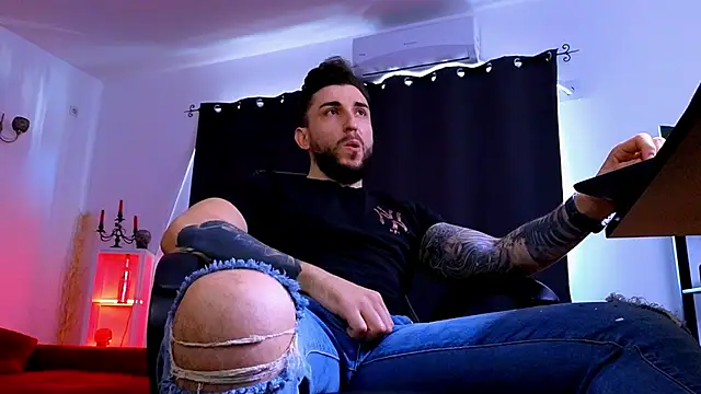 mightyaaron66 (M young) - 𖤐🔥 parTy Time ,House parTy  !  💨𖤐