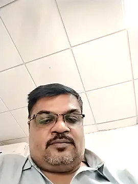 desi_lodo_gujju_boy (Ask my age) - Good Afternoon Friends Office Time'