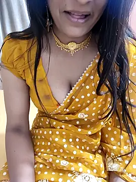 Webcam Model (Shalu_G) is live