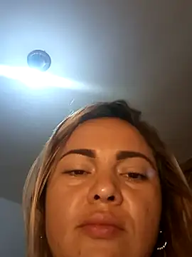 lucy_estrr live sex cam