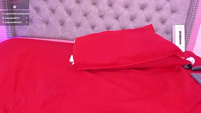 Sofia_Girl_ live sex cam