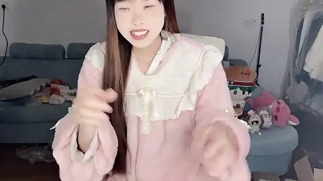 akong11 - Akong11's free webcam - UK Sex Cams