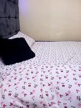 honeypot224 - Honeypot224's free webcam - UK Sex Cams