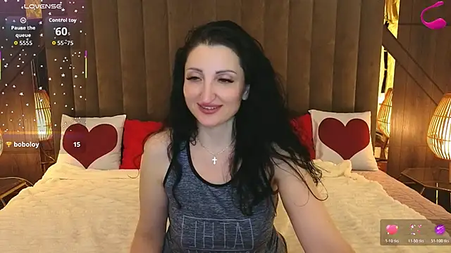 missrossi - MissRossi's free webcam - UK Sex Cams