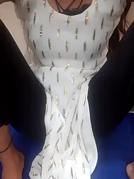 Webcam Model (Khushi_rani)  is live.Free join now!