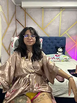 _vaiolet_owo - _vaiolet_owo's free webcam