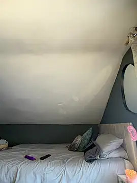 Webcam Model (Saskia_xx)  is live.Free join now!