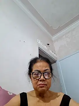 hotestlove - Hotestlove's free webcam