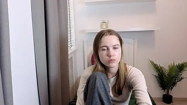 just_l0ve_me - Just_L0VE_me's free webcam