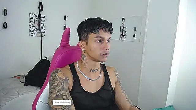 leonard_price - Leonard_Price's free webcam