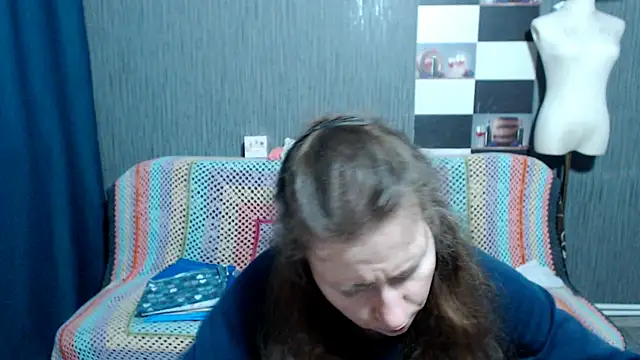 pa1e_pr1ncess - Pa1e_pr1ncess's free webcam